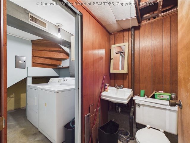 609 Granada Way, Charleston, WV 25304