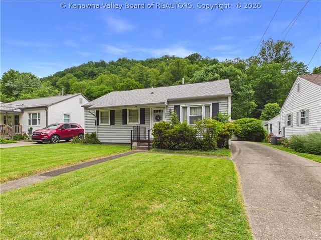 609 Granada Way, Charleston, WV 25304