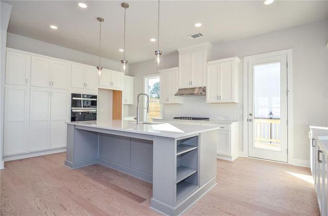 2316 Mockernut Trail, Smyrna, GA 30080