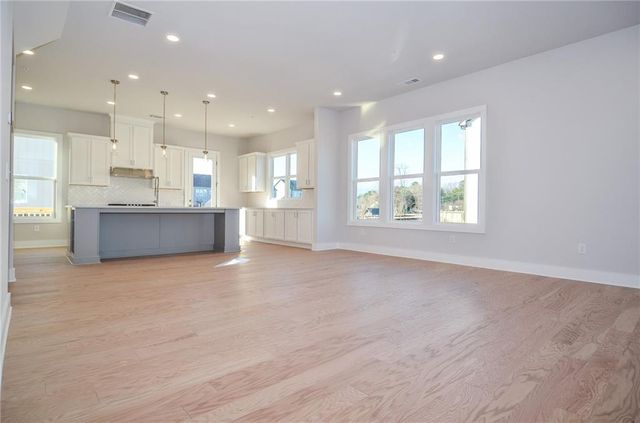 2316 Mockernut Trail, Smyrna, GA 30080