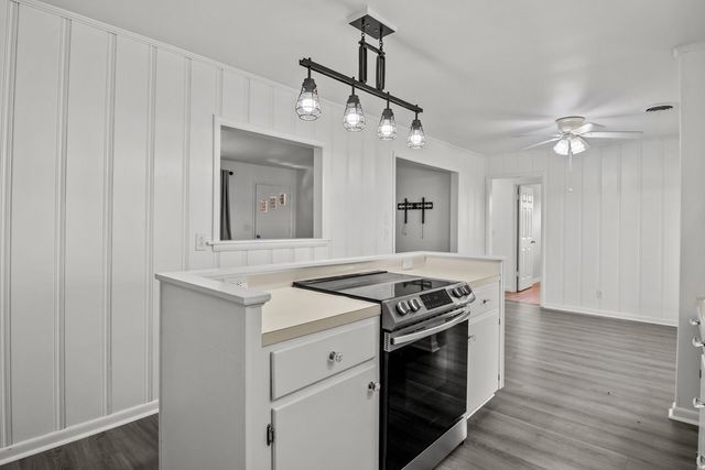 1720 Duke Loop, Dickson, TN 37055