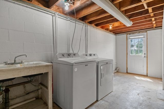 1720 Duke Loop, Dickson, TN 37055
