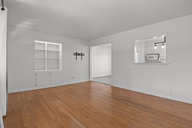 1720 Duke Loop, Dickson, TN 37055