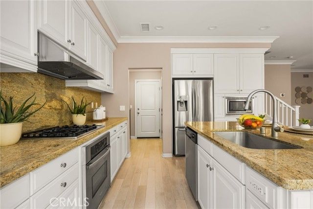 36 Flowerstalk, Irvine, CA 92618