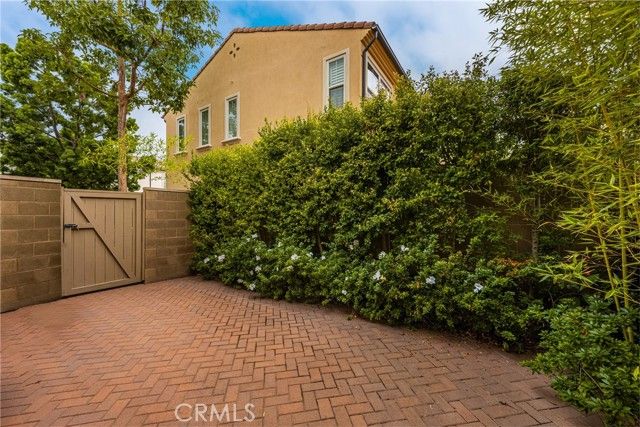 36 Flowerstalk, Irvine, CA 92618