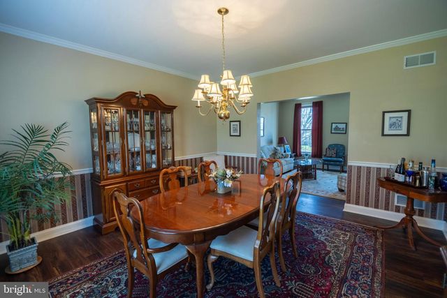 815 EDGEWORTH CT, Red Lion, PA 17356