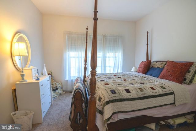 815 EDGEWORTH CT, Red Lion, PA 17356