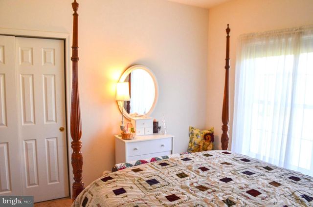 815 EDGEWORTH CT, Red Lion, PA 17356