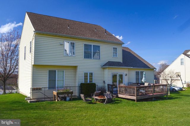 815 EDGEWORTH CT, Red Lion, PA 17356