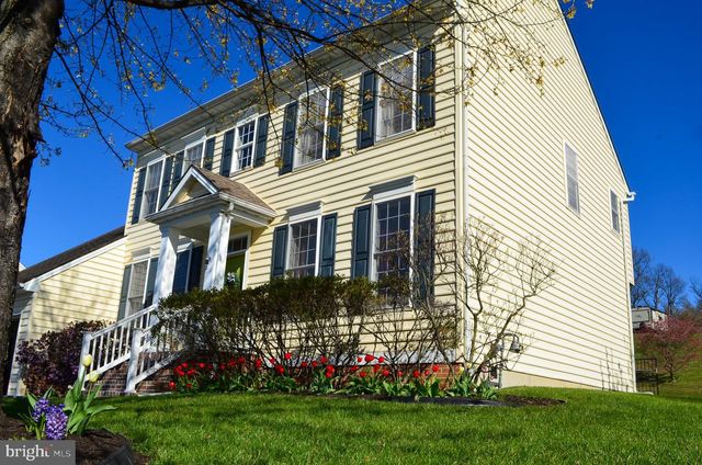815 EDGEWORTH CT, Red Lion, PA 17356