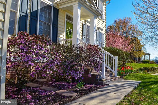 815 EDGEWORTH CT, Red Lion, PA 17356
