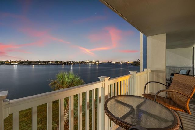 500 TREASURE ISLAND CAUSEWAY 308, Treasure Island, FL 33706