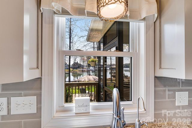 6511 Songbird Lane, Denver, NC 28037
