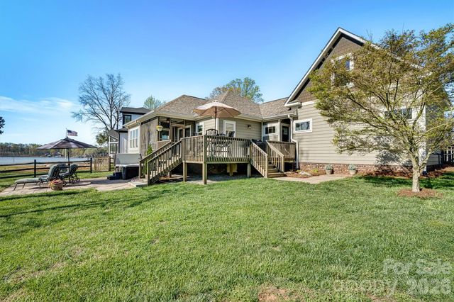 6511 Songbird Lane, Denver, NC 28037