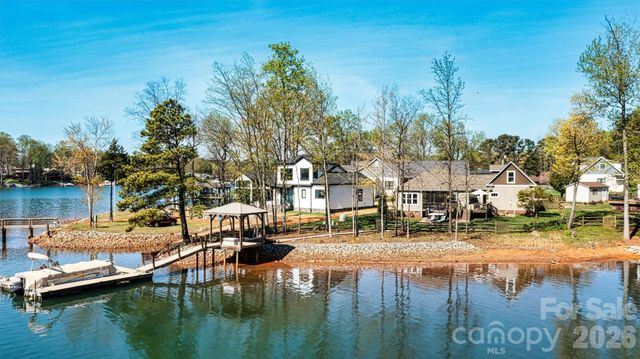 6511 Songbird Lane, Denver, NC 28037