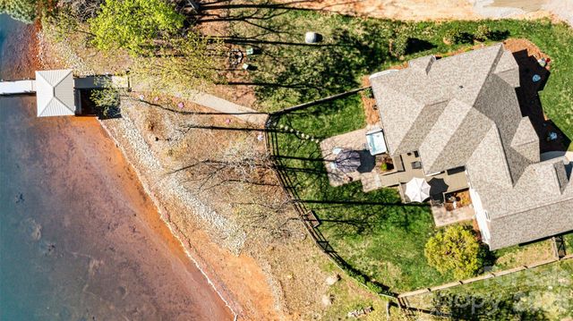 6511 Songbird Lane, Denver, NC 28037