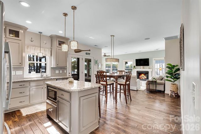 6511 Songbird Lane, Denver, NC 28037