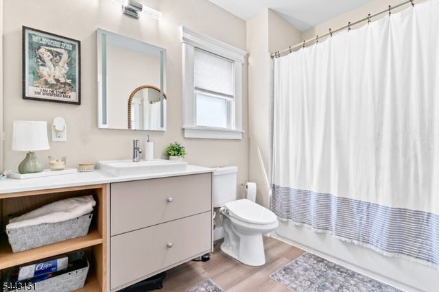 631 Magie Ave, Elizabeth City, NJ 07208