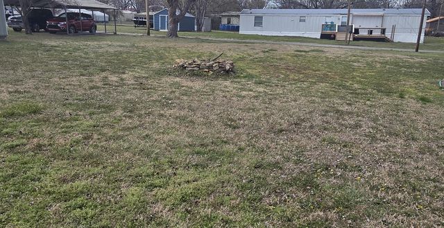 25300 S 608 Lane, Grove, OK 74344