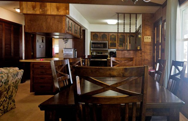 25300 S 608 Lane, Grove, OK 74344