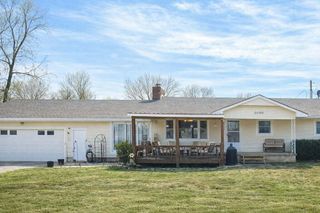 25300 S 608 Lane, Grove, OK 74344