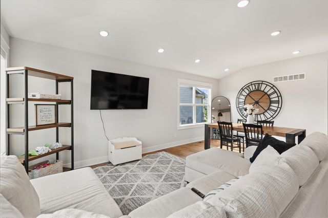 3012 Plum Drive, Norwalk, IA 50211