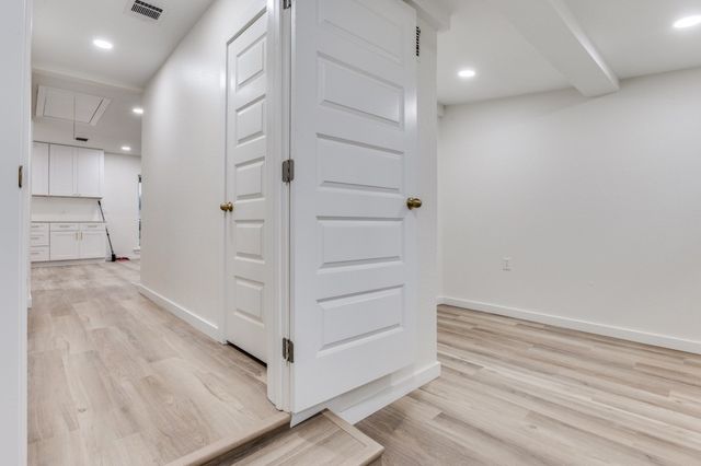 6808 Wofford Avenue, Dallas, TX 75227