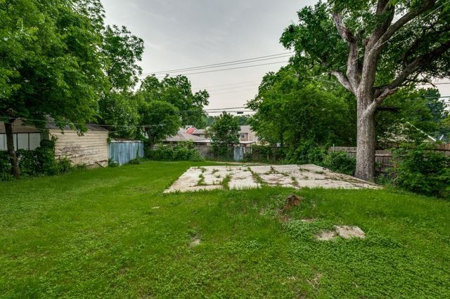 6808 Wofford Avenue, Dallas, TX 75227
