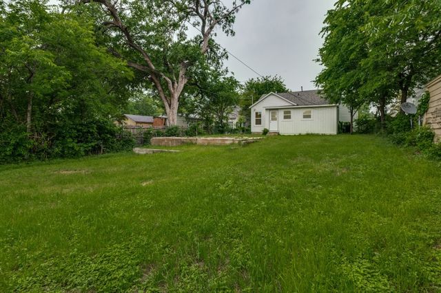 6808 Wofford Avenue, Dallas, TX 75227