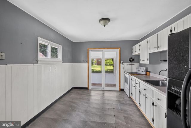 336 BEECH ST, Warminster, PA 18974