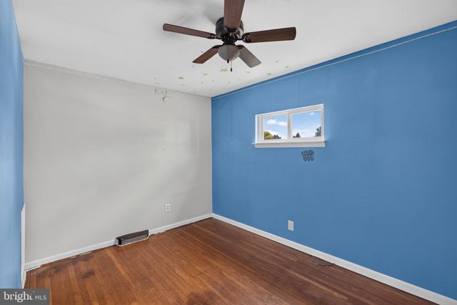 336 BEECH ST, Warminster, PA 18974