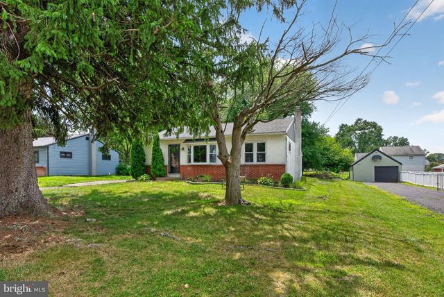 336 BEECH ST, Warminster, PA 18974