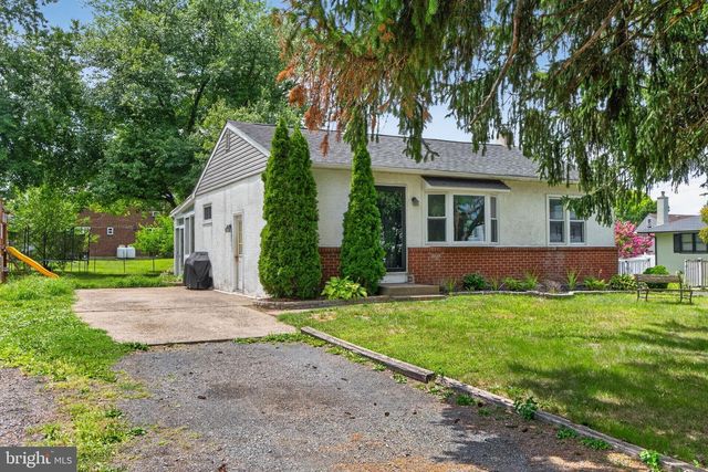 336 BEECH ST, Warminster, PA 18974