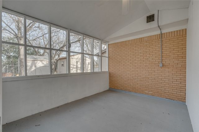 3273 Lackland Road, Fort Worth, TX 76116