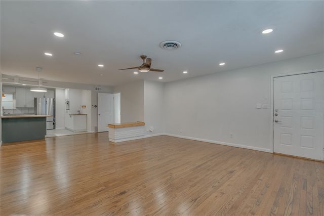 3273 Lackland Road, Fort Worth, TX 76116