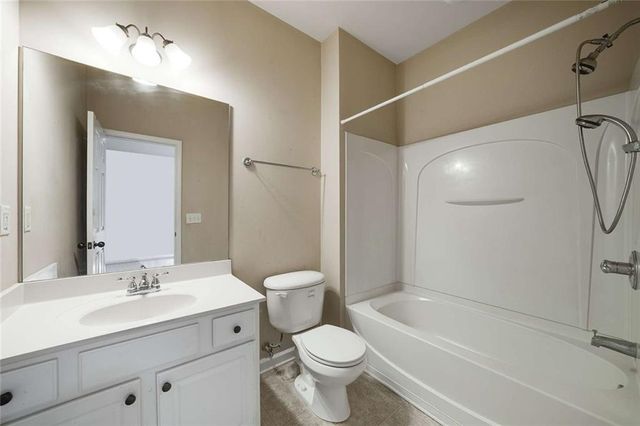 1798 Oakbrook Lane NW 8, Kennesaw, GA 30152
