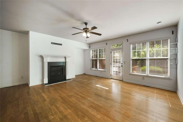 1798 Oakbrook Lane NW 8, Kennesaw, GA 30152
