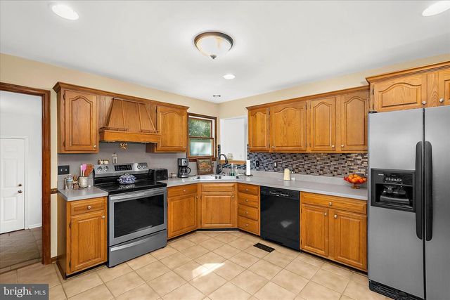 303 SWAYING OAK CT, Severna Park, MD 21146