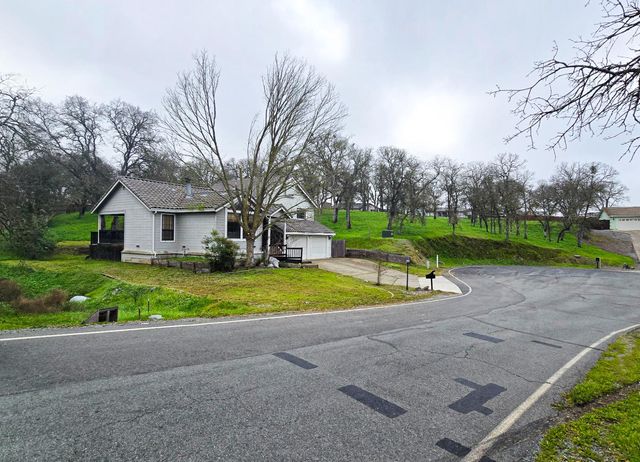 2653 Mallard Ct, Valley Springs, CA 95252