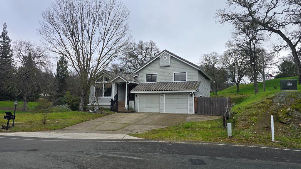 2653 Mallard Ct, Valley Springs, CA 95252
