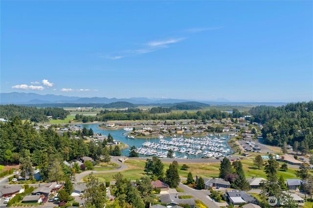 421 Umatilla Drive, La Conner, WA 98257