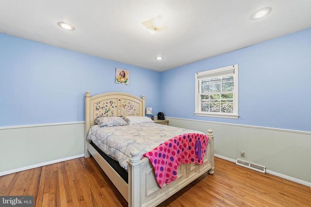 292 GLENN AVE, Lawrence, NJ 08648