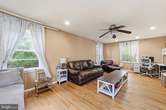 292 GLENN AVE, Lawrence, NJ 08648