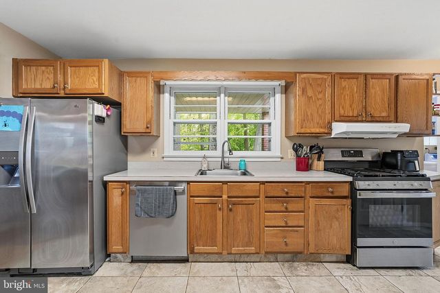 292 GLENN AVE, Lawrence, NJ 08648