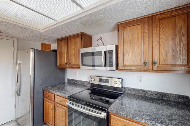 846 Creekside Drive, Lewisville, TX 75067