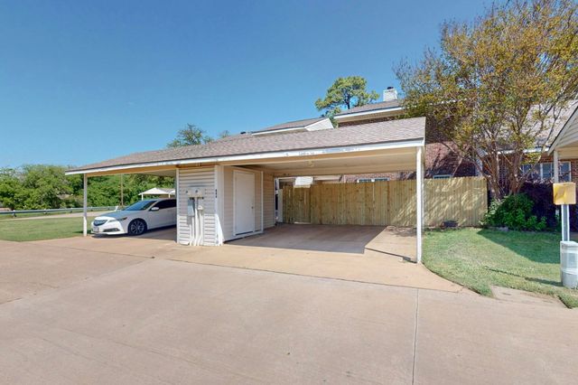 846 Creekside Drive, Lewisville, TX 75067