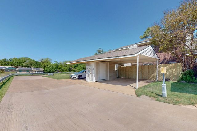 846 Creekside Drive, Lewisville, TX 75067