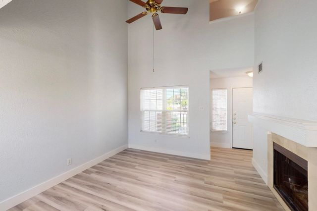 846 Creekside Drive, Lewisville, TX 75067