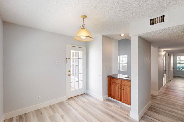 846 Creekside Drive, Lewisville, TX 75067