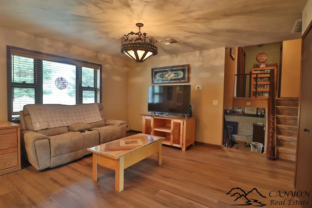2120 Southfork St, Cody, WY 82414 photo 4